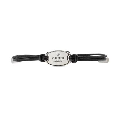 Gucci Trademark bracciale a corda con targhetta pelle nera e argento