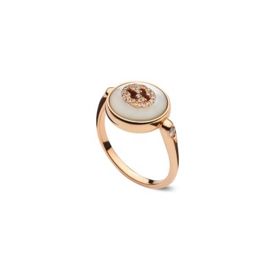 Gucci / Interlocking G / anello / oro rosa, diamanti e madreperla